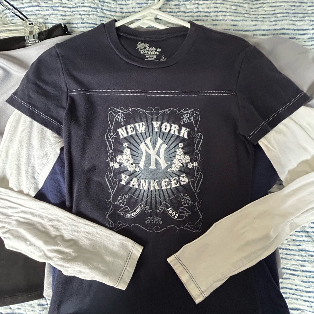 New York Yankees Long Sleeve T-Shirt